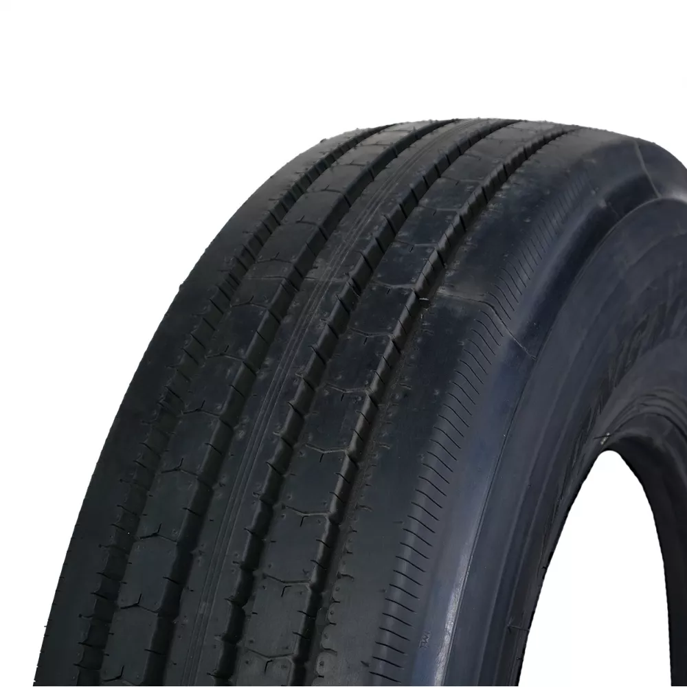 Грузовая шина 295/80 R22,5 Long March LM-216 18PR в Карталы