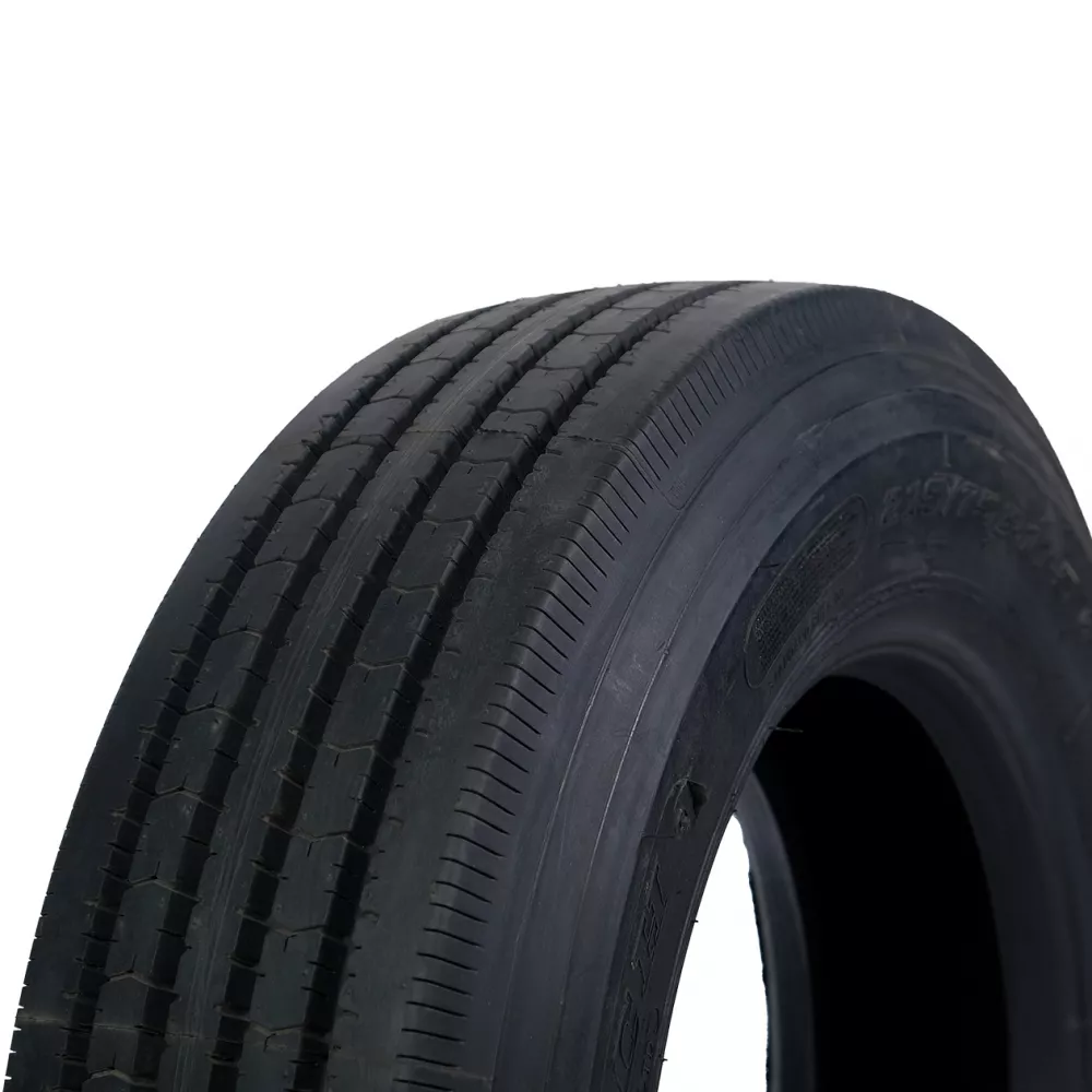 Грузовая шина 215/75 R17,5 Long March LM-216 16PR в Карталы